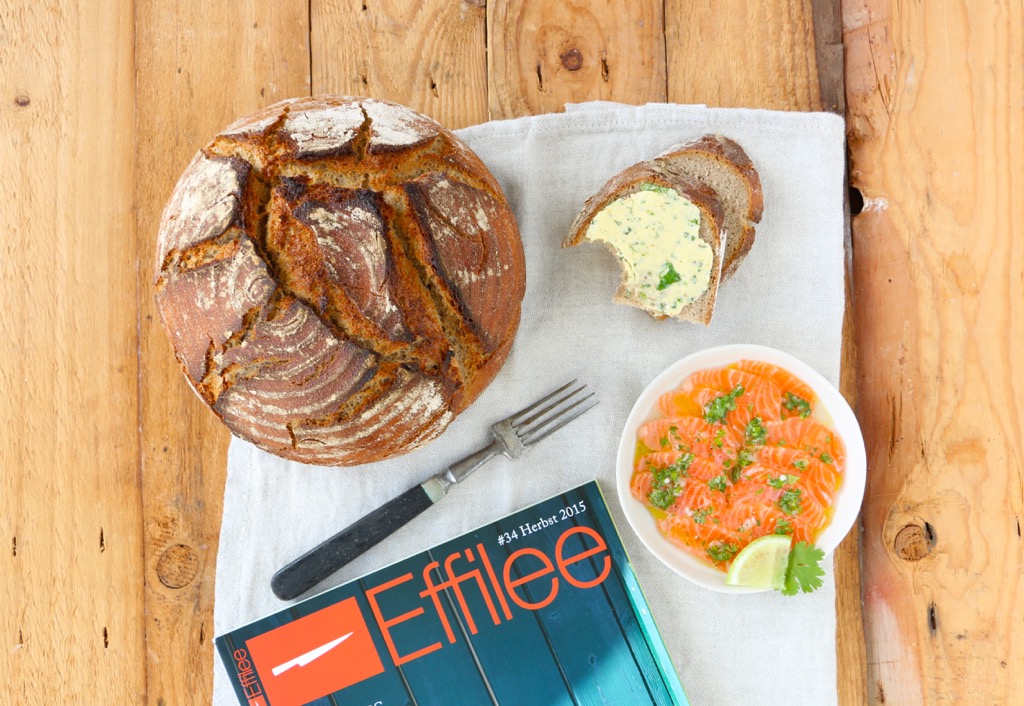Gewürzbrot aus Roggensauerteig und mein marinierter Lachs mit luftiger ...
