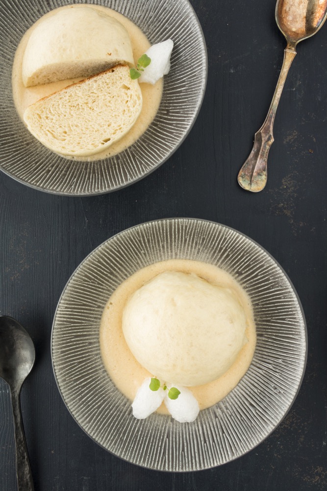 Food-Love-Wine-Kochbuch-Dampfnudeln-Weinschaumcreme