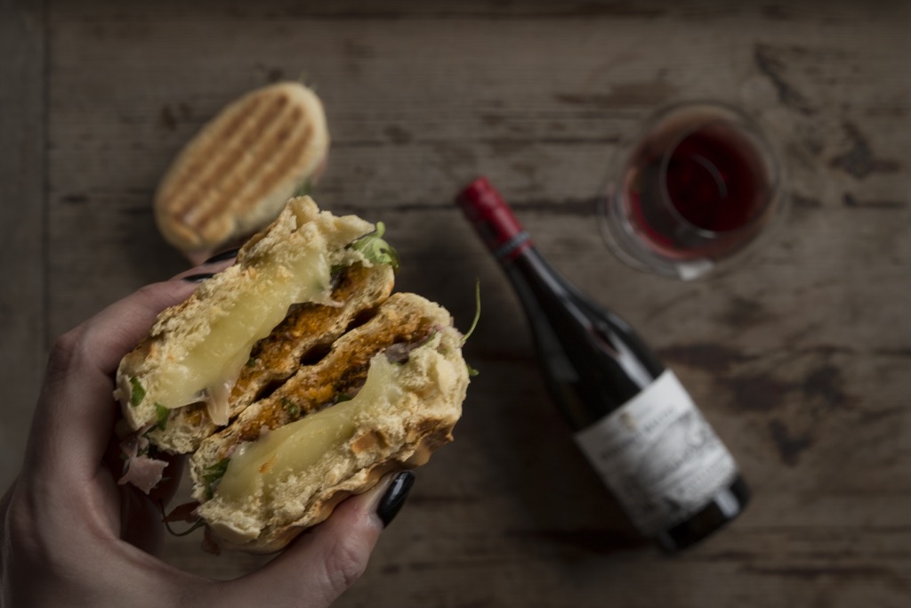 Panini aus Dinkel mit Tomatenpesto • cookingaffair.de