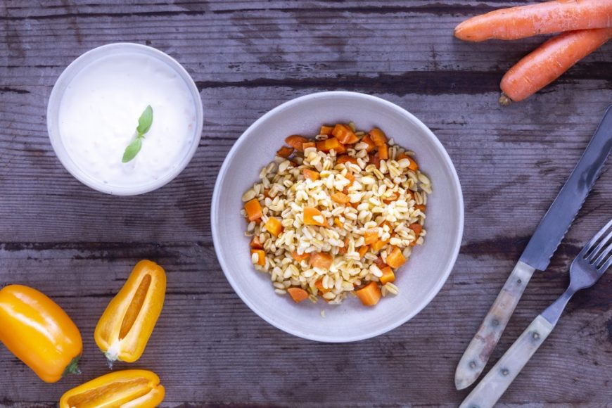Ebly-Möhren-Pfanne mit Paprikaquark • cookingaffair.de